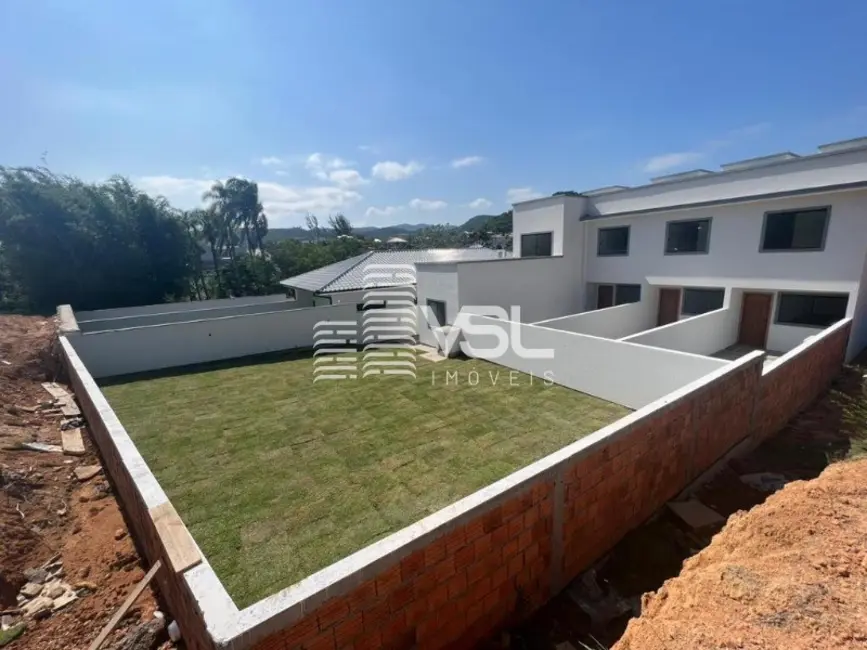 Foto 2 de Casa com 3 quartos à venda, 107m2 em Forquilhas, Sao Jose - SC