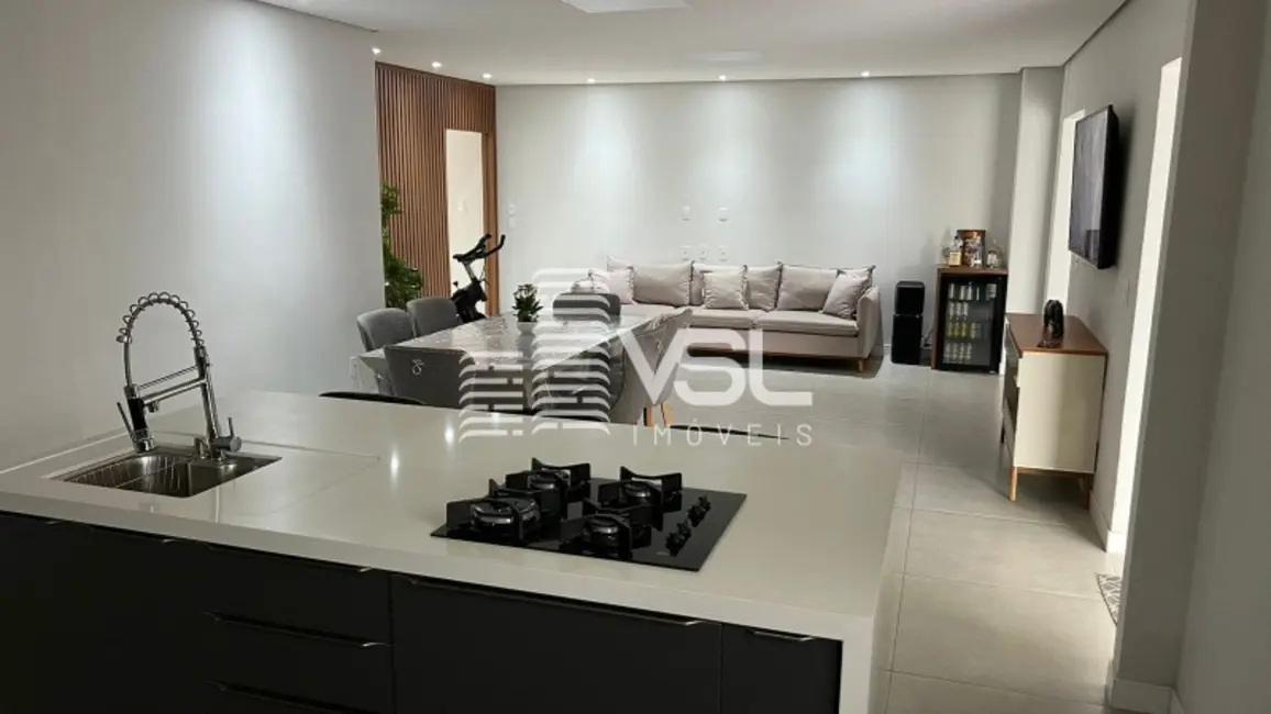 Casa com 3 quartos à venda, 200m2 em Serraria, Sao Jose - SC - imagem 5 Foto 5 de Casa com 3 quartos à venda, 200m2 em Serraria, Sao Jose - SC
