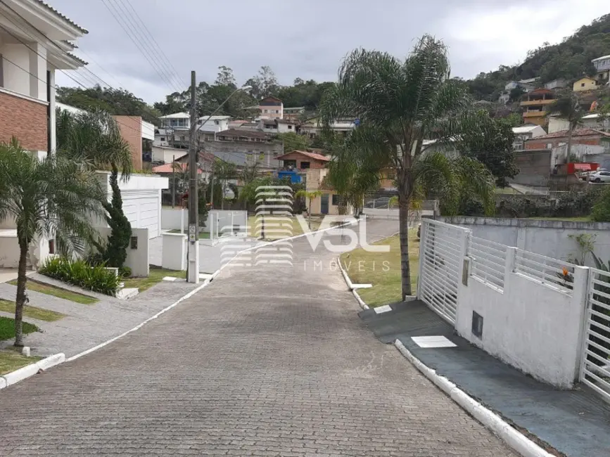Terreno / Lote à venda, 360m2 em Saco Grande, Florianopolis - SC - imagem 4 Foto 4 de Terreno / Lote à venda, 360m2 em Saco Grande, Florianopolis - SC