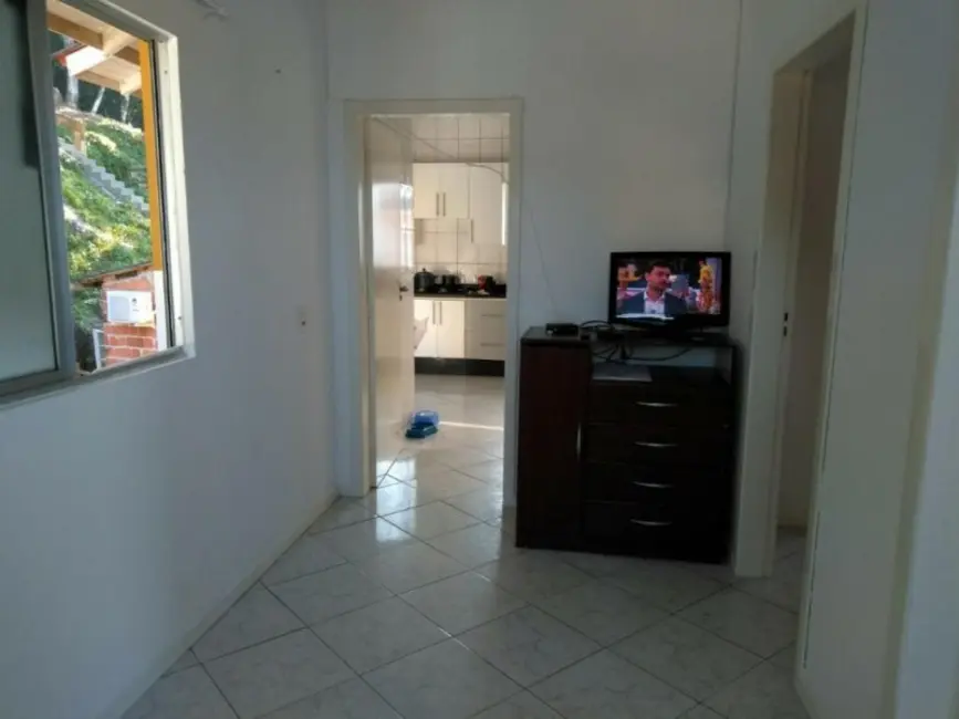 Apartamento com 2 quartos à venda, 50m2 em Saco Grande, Florianopolis - SC - imagem 3 Foto 3 de Apartamento com 2 quartos à venda, 50m2 em Saco Grande, Florianopolis - SC