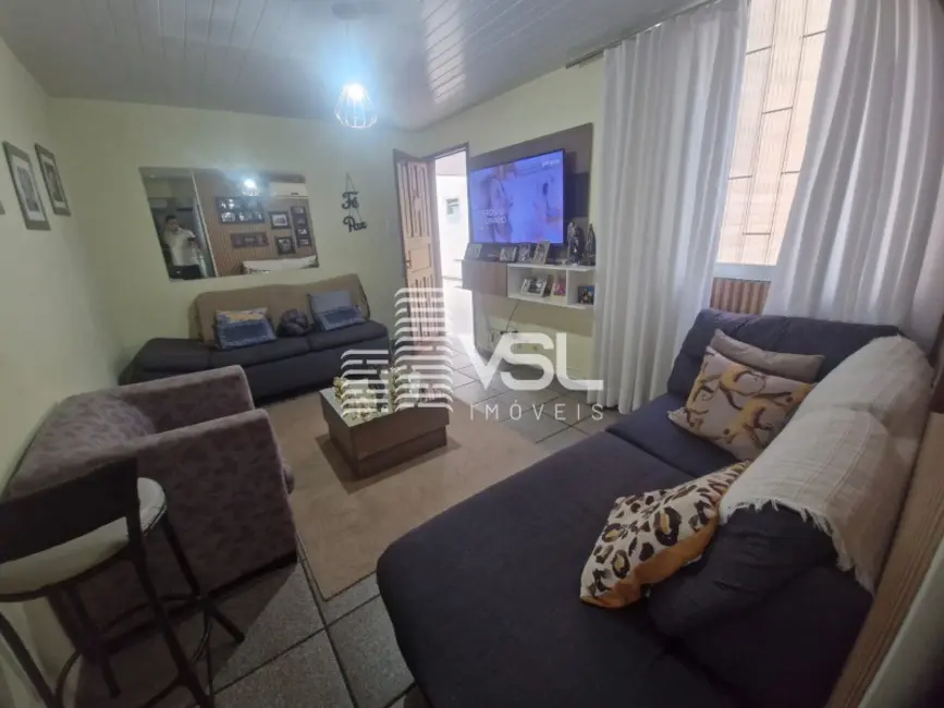 Foto 2 de Apartamento com 3 quartos à venda, 48m2 em Monte Verde, Florianopolis - SC