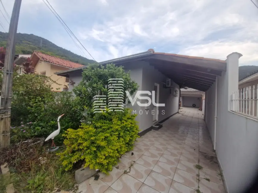 Foto 1 de Casa com 3 quartos à venda, 100m2 em Monte Verde, Florianopolis - SC