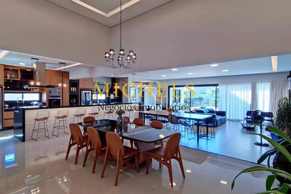 Foto 2 de Casa com 4 quartos à venda, 511m2 em Parque Residencial Indaiá, Indaiatuba - SP