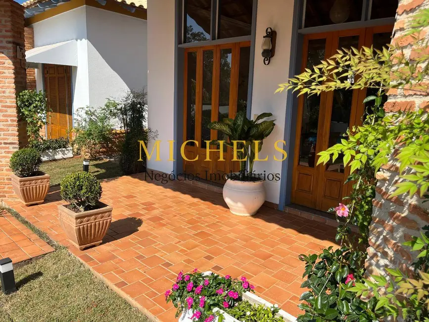 Foto 4 de Chácara com 4 quartos à venda, 426m2 em Vale das Laranjeiras, Indaiatuba - SP