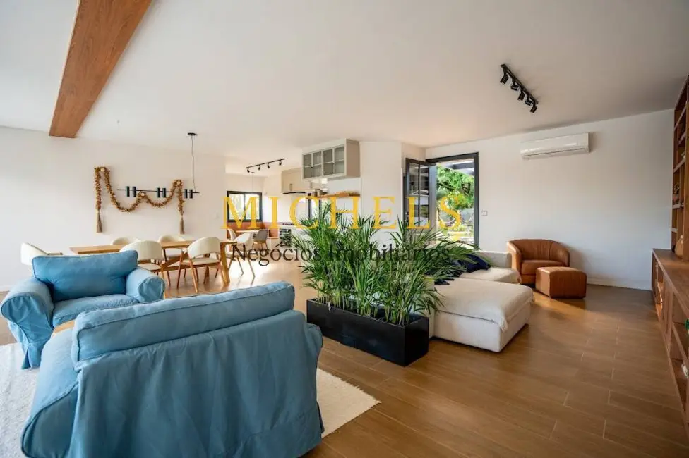 Chácara com 4 quartos à venda, 355m2 em Colinas do Mosteiro de Itaici, Indaiatuba - SP - imagem 1 Foto 1 de Chácara com 4 quartos à venda, 355m2 em Colinas do Mosteiro de Itaici, Indaiatuba - SP