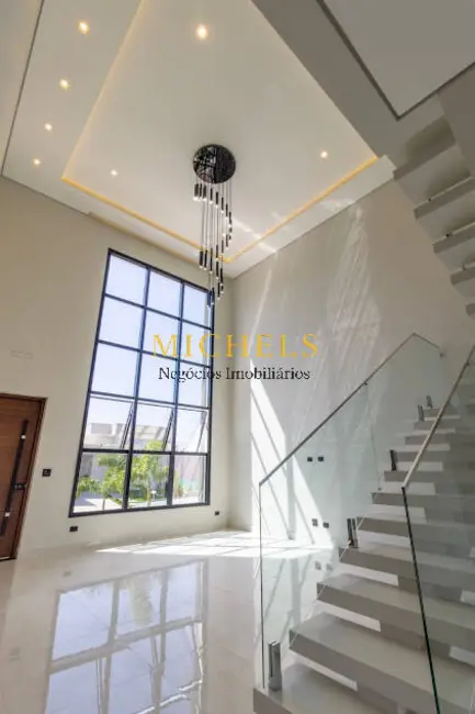 Casa com 3 quartos à venda, 295m2 em Indaiatuba - SP - imagem 4 Foto 4 de Casa com 3 quartos à venda, 295m2 em Indaiatuba - SP