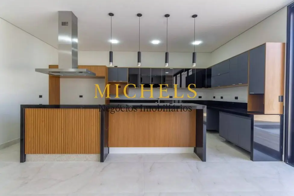 Casa com 3 quartos à venda, 295m2 em Indaiatuba - SP - imagem 8 Foto 8 de Casa com 3 quartos à venda, 295m2 em Indaiatuba - SP