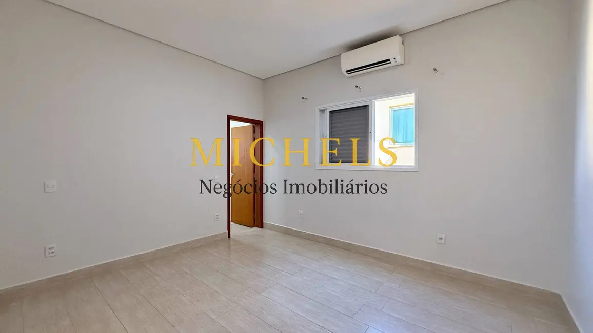 Foto 8 de Casa com 4 quartos à venda, 256m2 em Jardim Residencial Dona Lucilla, Indaiatuba - SP