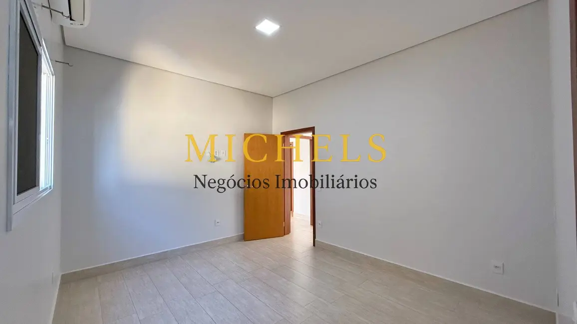 Foto 7 de Casa com 4 quartos à venda, 256m2 em Jardim Residencial Dona Lucilla, Indaiatuba - SP