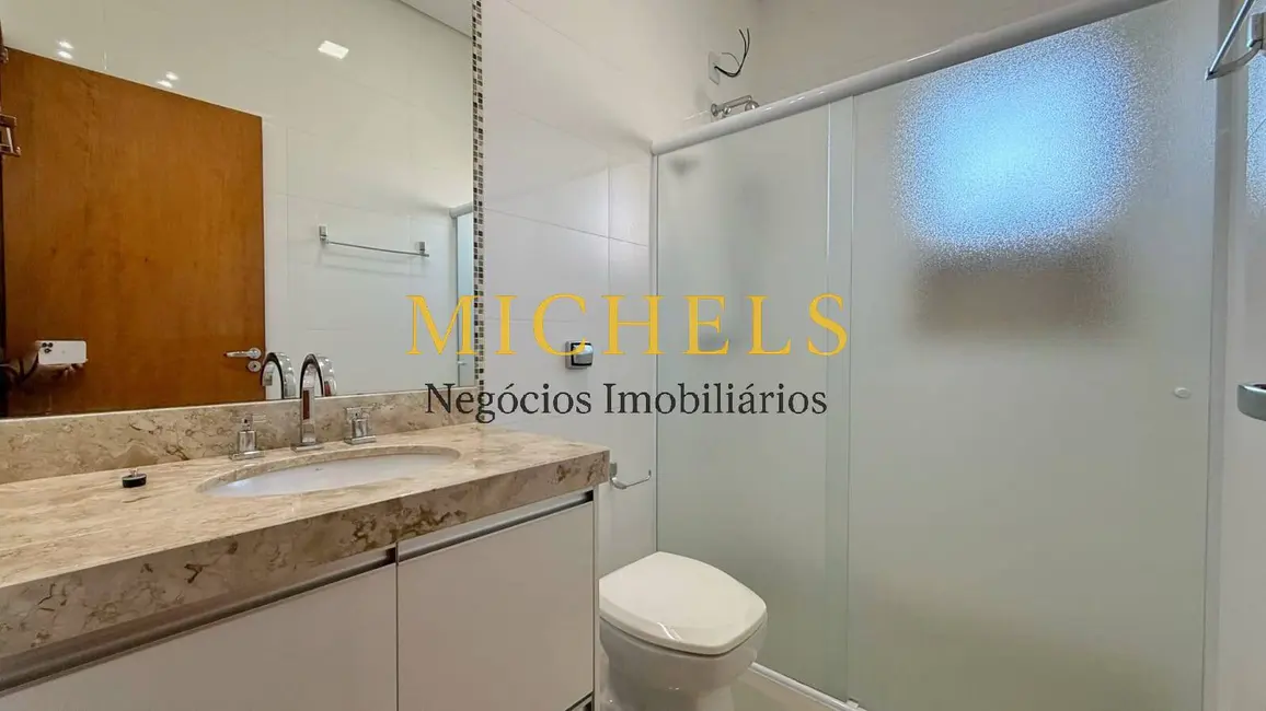 Foto 6 de Casa com 4 quartos à venda, 256m2 em Jardim Residencial Dona Lucilla, Indaiatuba - SP