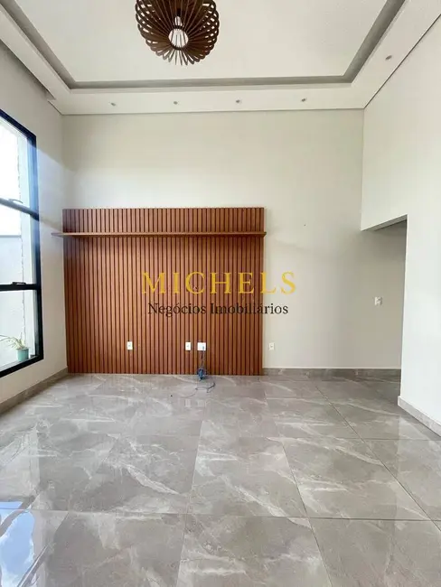 Casa com 3 quartos à venda, 105m2 em Jardins do Império, Indaiatuba - SP - imagem 3 Foto 3 de Casa com 3 quartos à venda, 105m2 em Jardins do Império, Indaiatuba - SP