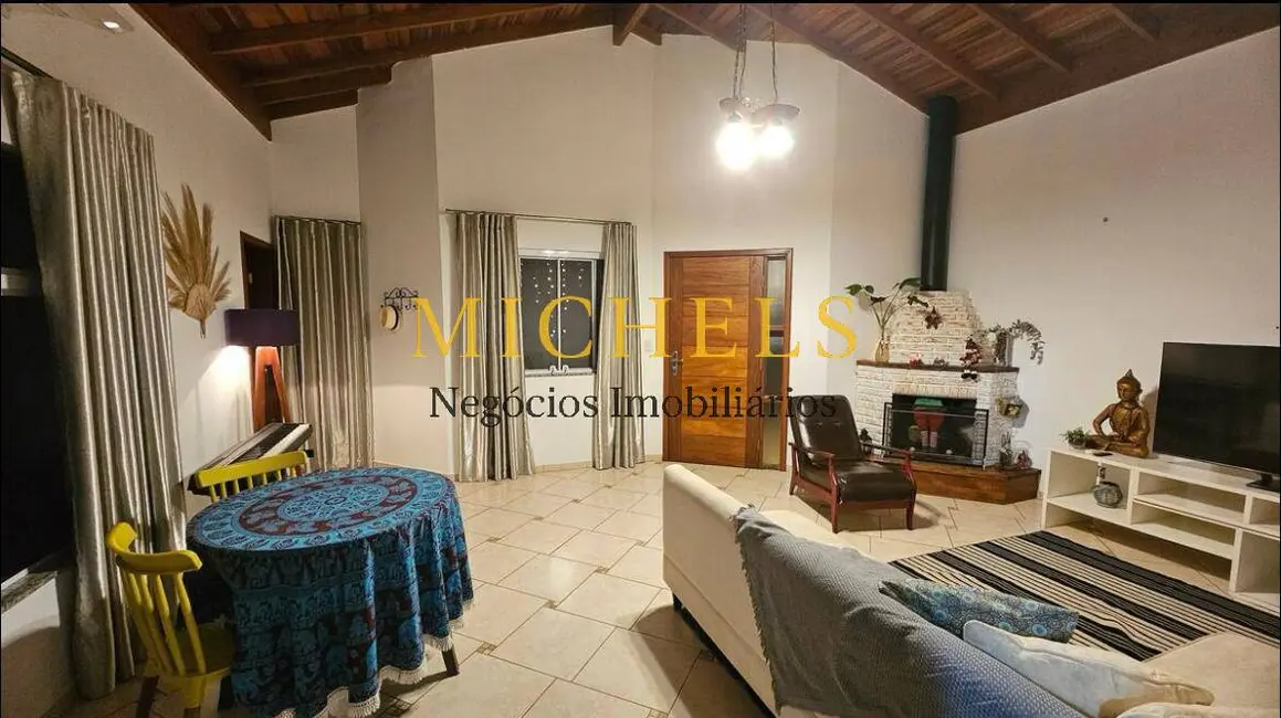 Foto 2 de Chácara com 6 quartos à venda, 300m2 em Terras de Itaici, Indaiatuba - SP