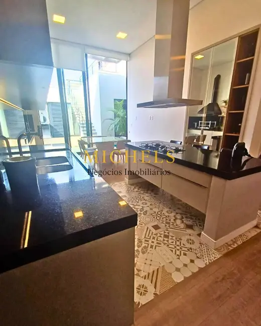 Foto 9 de Casa com 3 quartos à venda, 260m2 em Jardim Residencial Dona Lucilla, Indaiatuba - SP