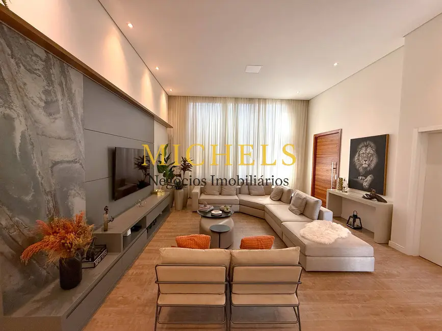 Foto 1 de Casa com 3 quartos à venda, 250m2 em Jardim Residencial Dona Lucilla, Indaiatuba - SP