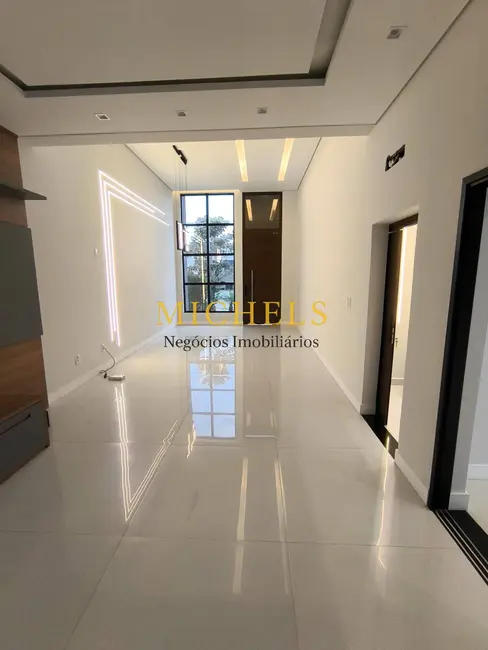 Foto 3 de Casa com 3 quartos à venda, 181m2 em Indaiatuba - SP