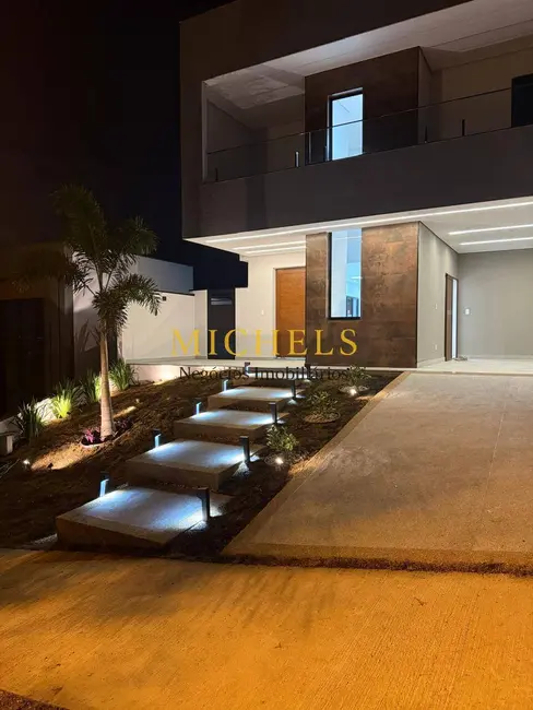 Casa com 3 quartos à venda, 328m2 em Jardim Residencial Helvétia Park II, Indaiatuba - SP - imagem 3 Foto 3 de Casa com 3 quartos à venda, 328m2 em Jardim Residencial Helvétia Park II, Indaiatuba - SP