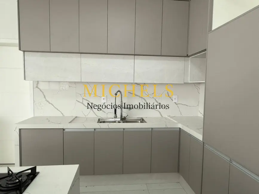 Casa com 3 quartos à venda, 328m2 em Jardim Residencial Helvétia Park II, Indaiatuba - SP - imagem 6 Foto 6 de Casa com 3 quartos à venda, 328m2 em Jardim Residencial Helvétia Park II, Indaiatuba - SP