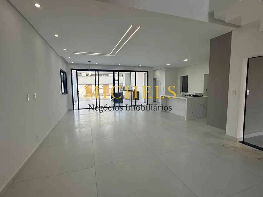 Casa com 3 quartos à venda, 328m2 em Jardim Residencial Helvétia Park II, Indaiatuba - SP - imagem 7 Foto 7 de Casa com 3 quartos à venda, 328m2 em Jardim Residencial Helvétia Park II, Indaiatuba - SP