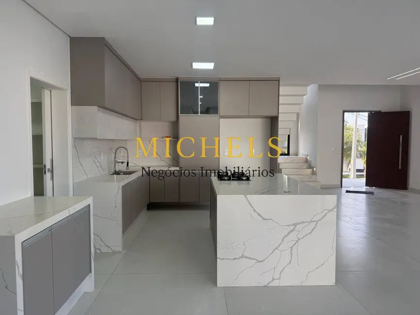 Casa com 3 quartos à venda, 328m2 em Jardim Residencial Helvétia Park II, Indaiatuba - SP - imagem 9 Foto 9 de Casa com 3 quartos à venda, 328m2 em Jardim Residencial Helvétia Park II, Indaiatuba - SP