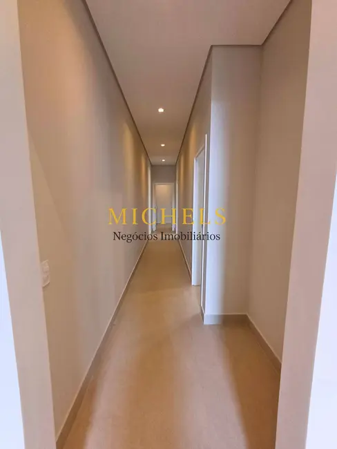 Foto 9 de Casa com 3 quartos à venda, 190m2 em Indaiatuba - SP