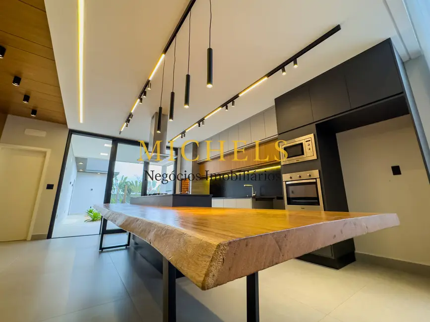 Foto 28 de Casa à venda, 248m2 em Jardim Residencial Helvétia Park II, Indaiatuba - SP