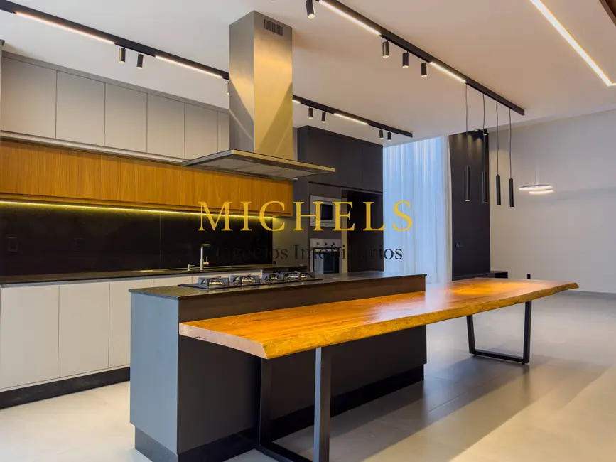 Casa à venda, 248m2 em Jardim Residencial Helvétia Park II, Indaiatuba - SP - imagem 8 Foto 8 de Casa à venda, 248m2 em Jardim Residencial Helvétia Park II, Indaiatuba - SP