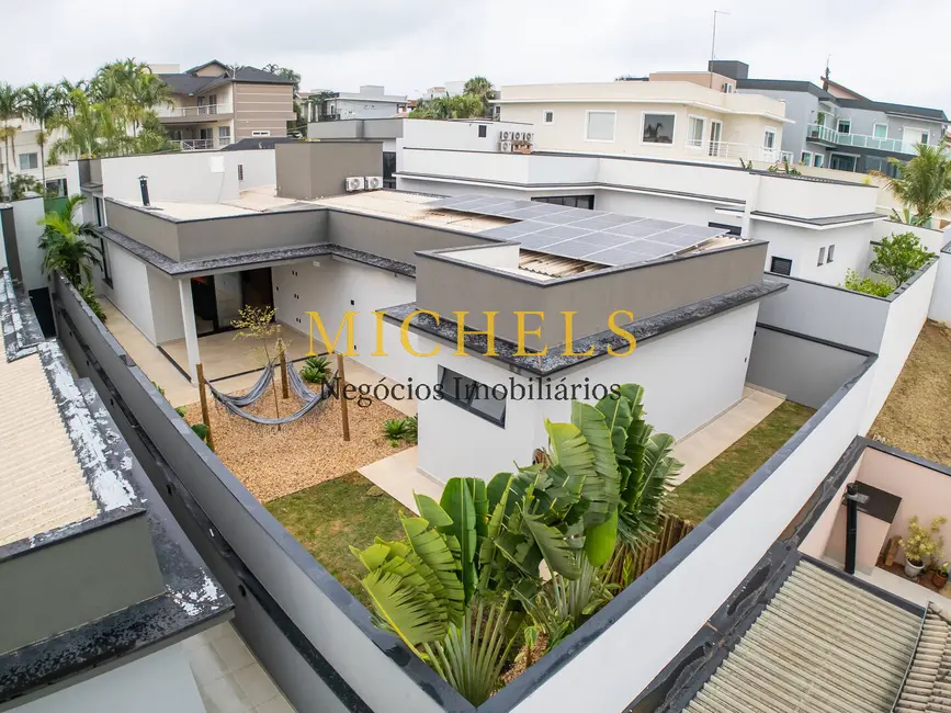 Casa à venda, 248m2 em Jardim Residencial Helvétia Park II, Indaiatuba - SP - imagem 5 Foto 5 de Casa à venda, 248m2 em Jardim Residencial Helvétia Park II, Indaiatuba - SP