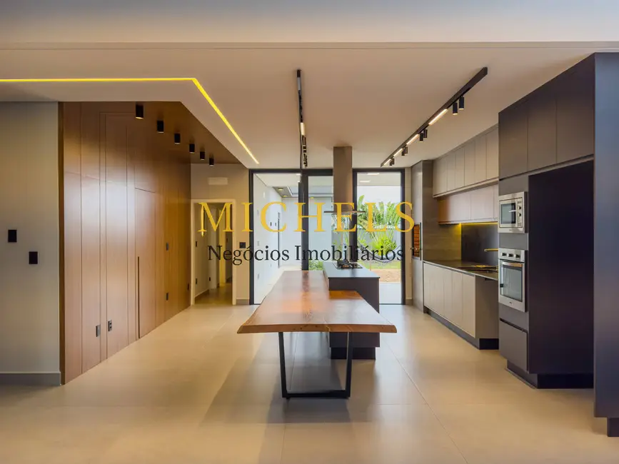 Casa à venda, 248m2 em Jardim Residencial Helvétia Park II, Indaiatuba - SP - imagem 7 Foto 7 de Casa à venda, 248m2 em Jardim Residencial Helvétia Park II, Indaiatuba - SP