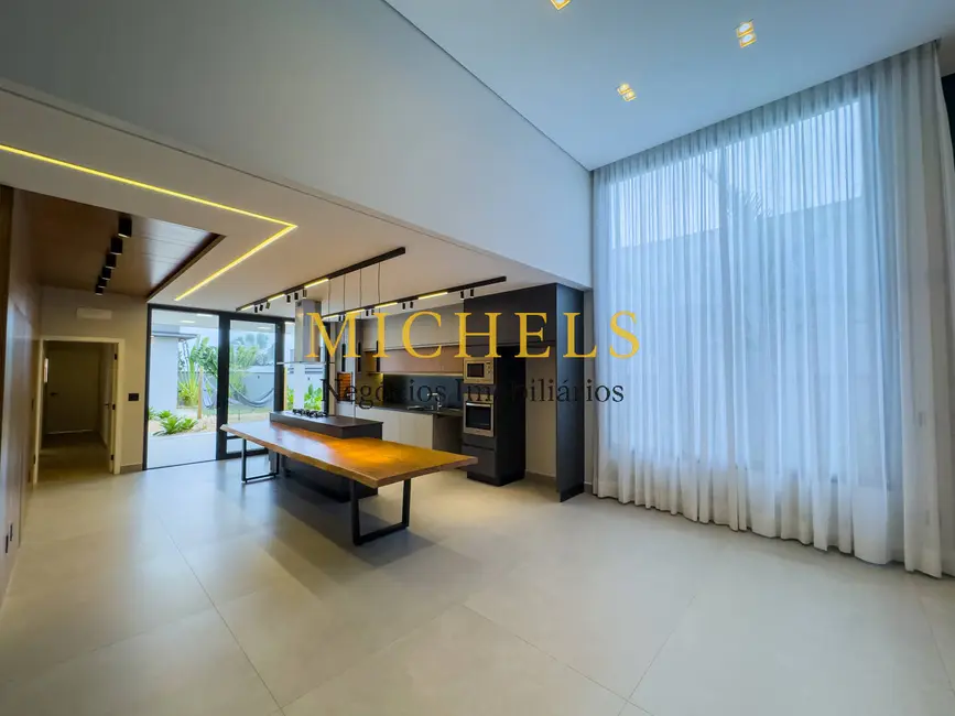 Foto 23 de Casa à venda, 248m2 em Jardim Residencial Helvétia Park II, Indaiatuba - SP