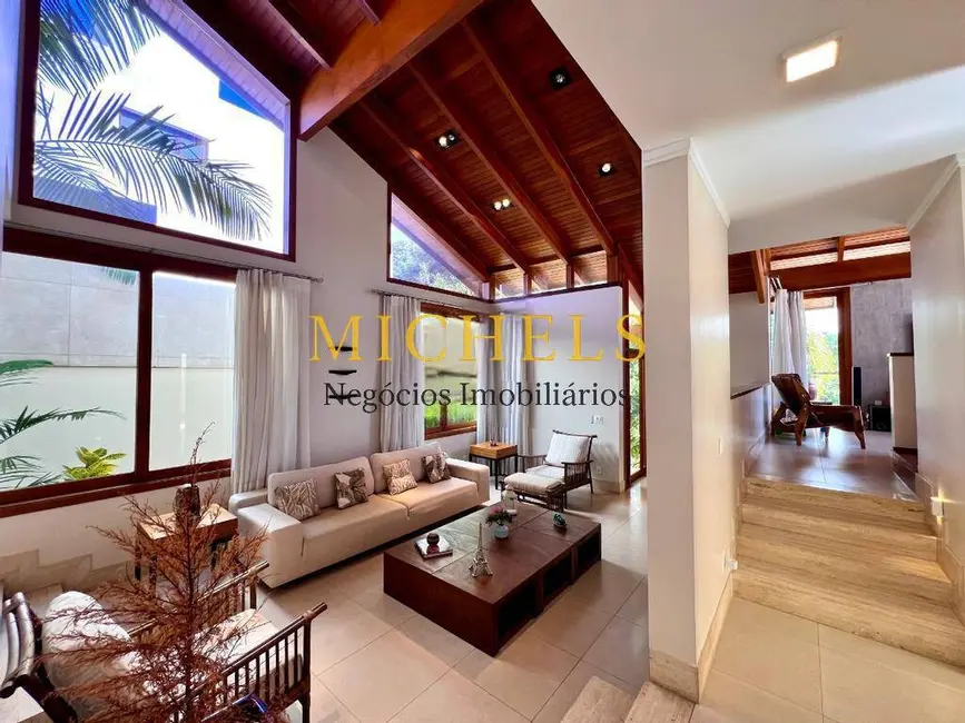 Casa com 3 quartos à venda, 337m2 em Altos da Bela Vista, Indaiatuba - SP - imagem 8 Foto 8 de Casa com 3 quartos à venda, 337m2 em Altos da Bela Vista, Indaiatuba - SP