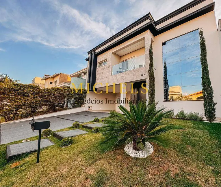 Foto 4 de Casa com 4 quartos à venda, 330m2 em Vila Suíça, Indaiatuba - SP