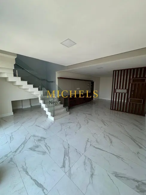 Apartamento com 3 quartos à venda e para alugar, 287m2 em Vila Castelo Branco, Indaiatuba - SP - imagem 3 Foto 3 de Apartamento com 3 quartos à venda e para alugar, 287m2 em Vila Castelo Branco, Indaiatuba - SP