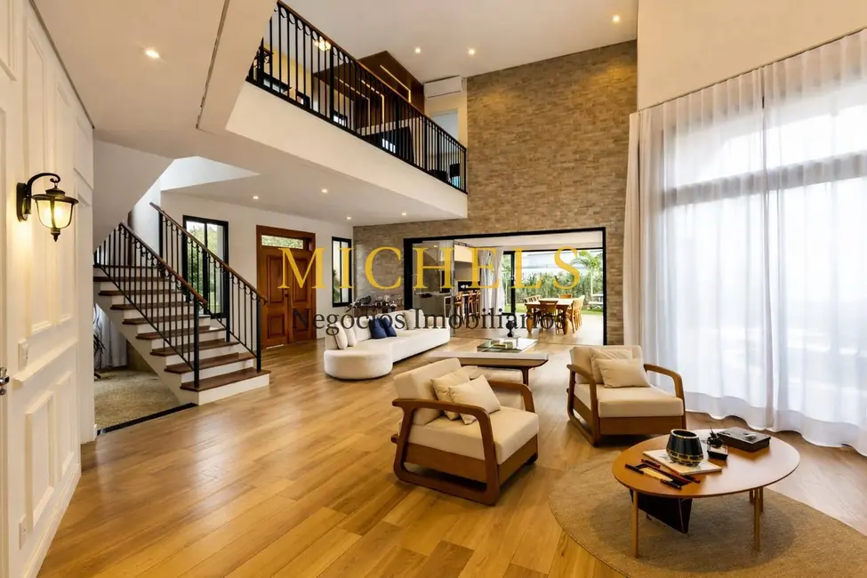 Foto 1 de Casa com 3 quartos à venda, 326m2 em Indaiatuba - SP