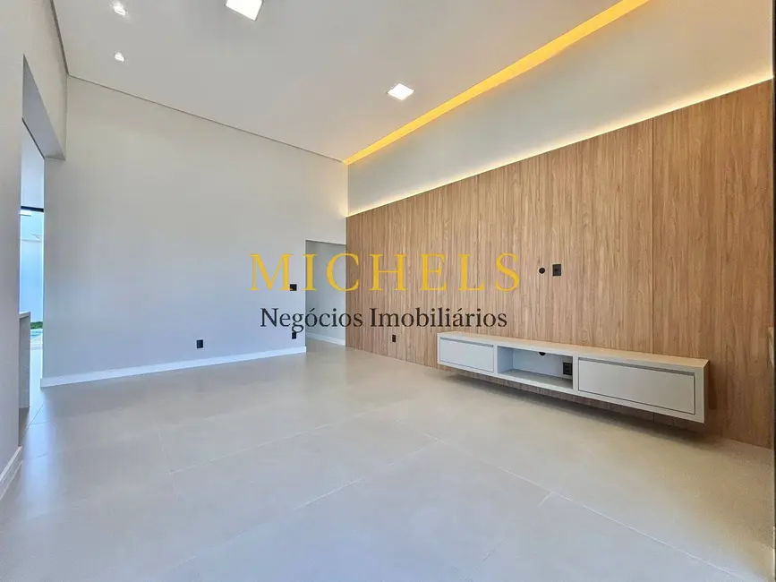 Foto 1 de Casa com 3 quartos à venda, 140m2 em Indaiatuba - SP