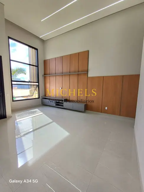 Foto 1 de Casa com 3 quartos à venda, 195m2 em Indaiatuba - SP