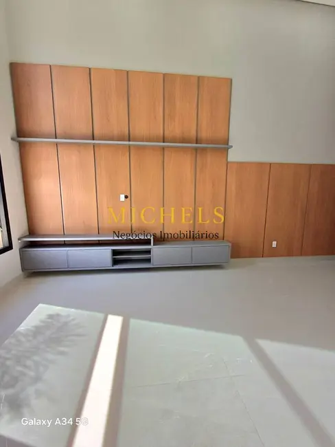 Foto 2 de Casa com 3 quartos à venda, 195m2 em Indaiatuba - SP