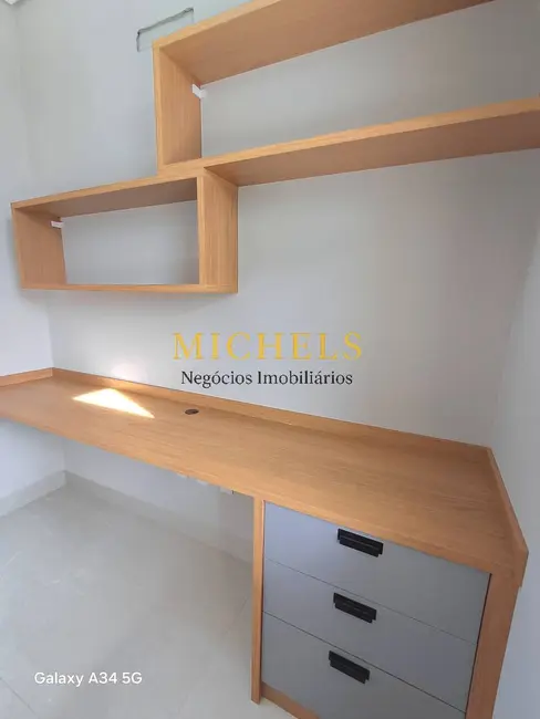 Foto 3 de Casa com 3 quartos à venda, 195m2 em Indaiatuba - SP