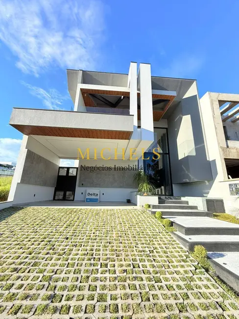 Foto 1 de Casa com 3 quartos à venda, 327m2 em Indaiatuba - SP