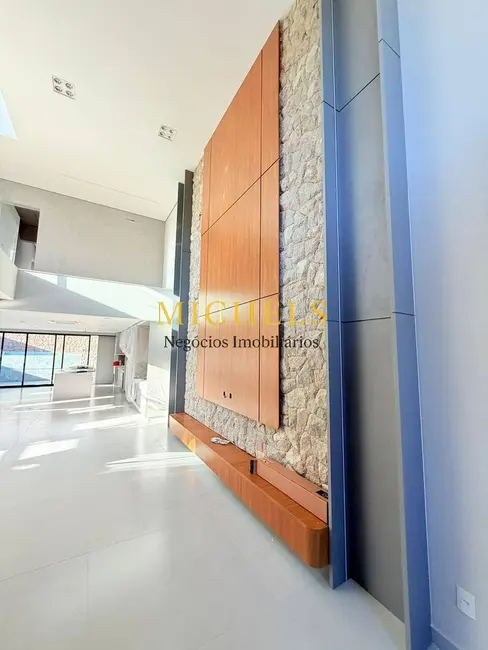Foto 3 de Casa com 3 quartos à venda, 327m2 em Indaiatuba - SP