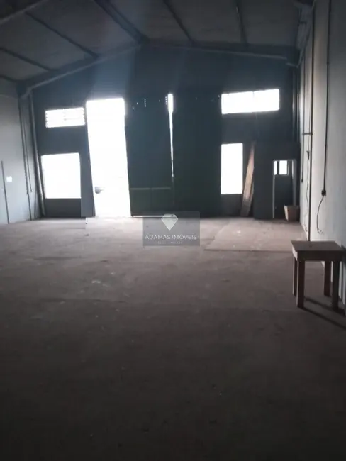 Armazém / Galpão para alugar, 192m2 em Telemaco Borba - PR - imagem 3 Foto 3 de Armazém / Galpão para alugar, 192m2 em Telemaco Borba - PR