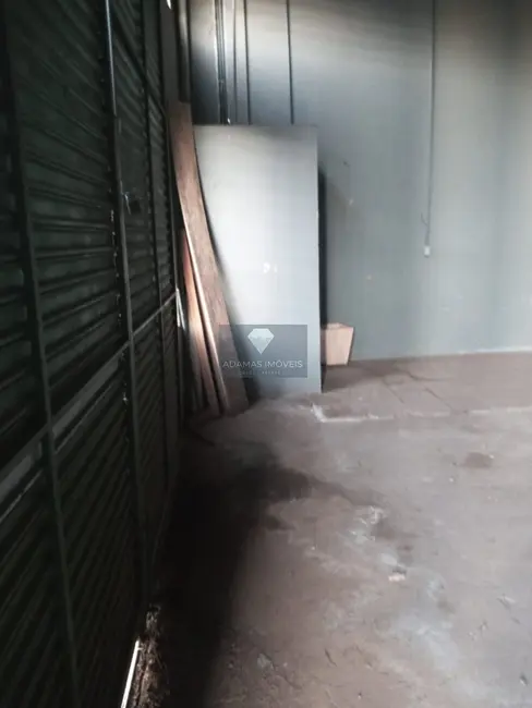 Armazém / Galpão para alugar, 192m2 em Telemaco Borba - PR - imagem 5 Foto 5 de Armazém / Galpão para alugar, 192m2 em Telemaco Borba - PR