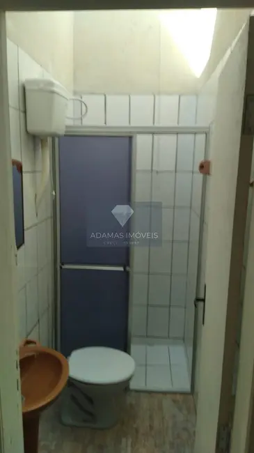 Casa com 3 quartos para alugar, 60m2 em Jardim Alegre, Telemaco Borba - PR - imagem 8 Foto 8 de Casa com 3 quartos para alugar, 60m2 em Jardim Alegre, Telemaco Borba - PR