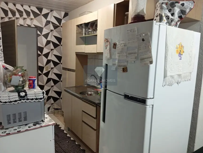 Casa com 2 quartos à venda, 60m2 em Moradias Rio Alegre, Telemaco Borba - PR - imagem 5 Foto 5 de Casa com 2 quartos à venda, 60m2 em Moradias Rio Alegre, Telemaco Borba - PR