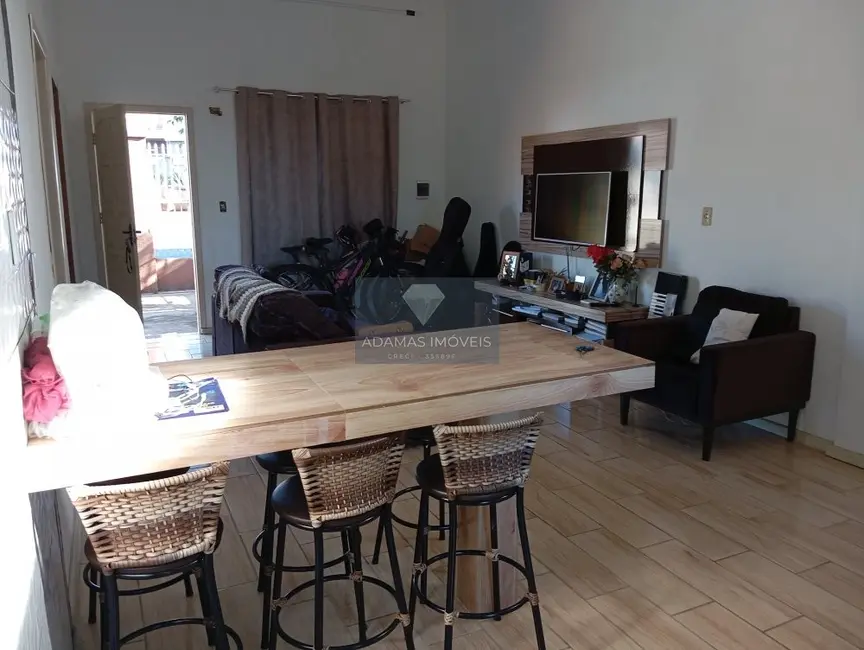 Sobrado com 2 quartos à venda, 404m2 em Jardim Alegre, Telemaco Borba - PR - imagem 6 Foto 6 de Sobrado com 2 quartos à venda, 404m2 em Jardim Alegre, Telemaco Borba - PR