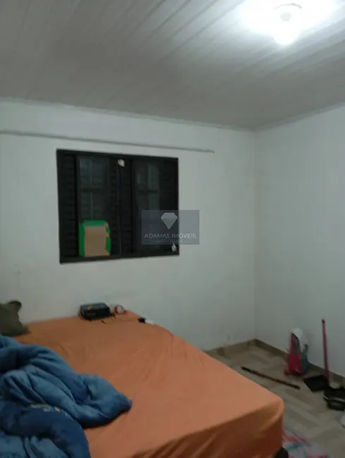 Casa com 3 quartos à venda, 80m2 em Moradias Rio Alegre, Telemaco Borba - PR - imagem 5 Foto 5 de Casa com 3 quartos à venda, 80m2 em Moradias Rio Alegre, Telemaco Borba - PR