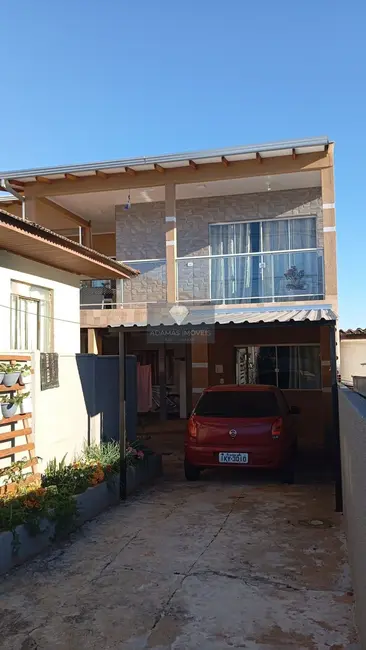 Sobrado com 2 quartos à venda, 160m2 em Nossa Senhora de Fátima, Telemaco Borba - PR - imagem 1 Foto 1 de Sobrado com 2 quartos à venda, 160m2 em Nossa Senhora de Fátima, Telemaco Borba - PR