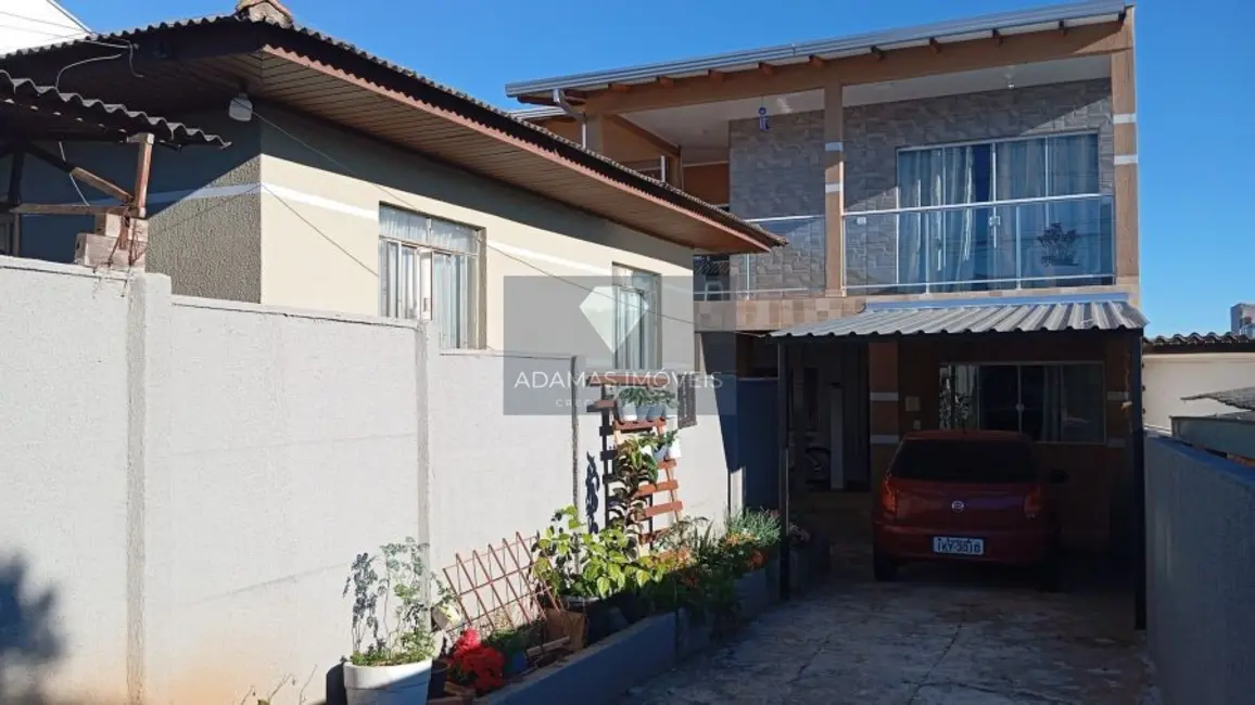 Sobrado com 2 quartos à venda, 160m2 em Nossa Senhora de Fátima, Telemaco Borba - PR - imagem 9 Foto 9 de Sobrado com 2 quartos à venda, 160m2 em Nossa Senhora de Fátima, Telemaco Borba - PR