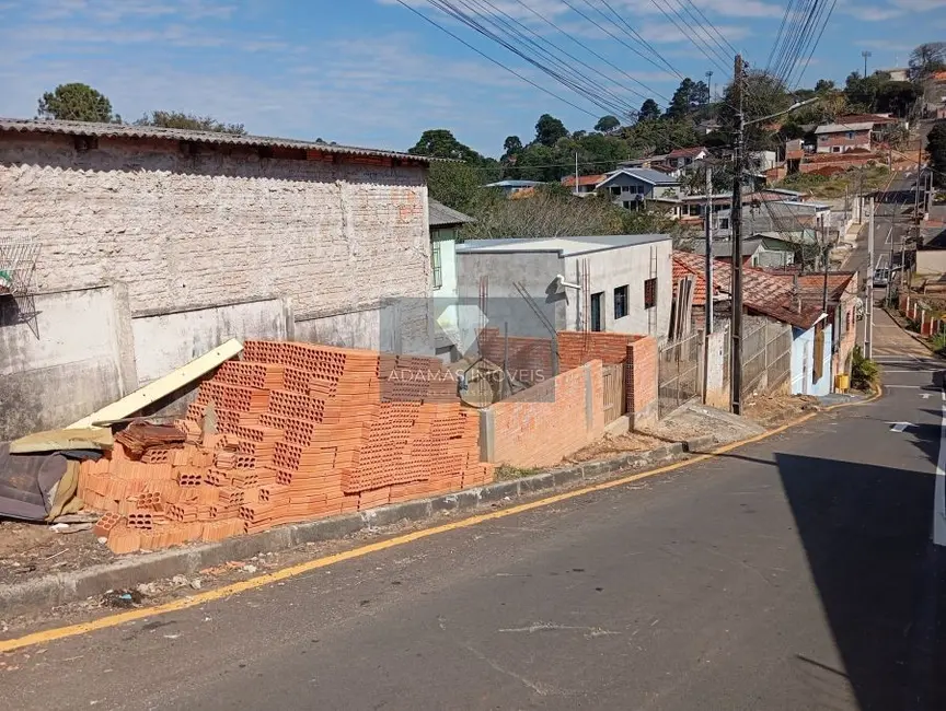 Casa com 3 quartos à venda, 80m2 em Jardim Bonavila, Telemaco Borba - PR - imagem 5 Foto 5 de Casa com 3 quartos à venda, 80m2 em Jardim Bonavila, Telemaco Borba - PR