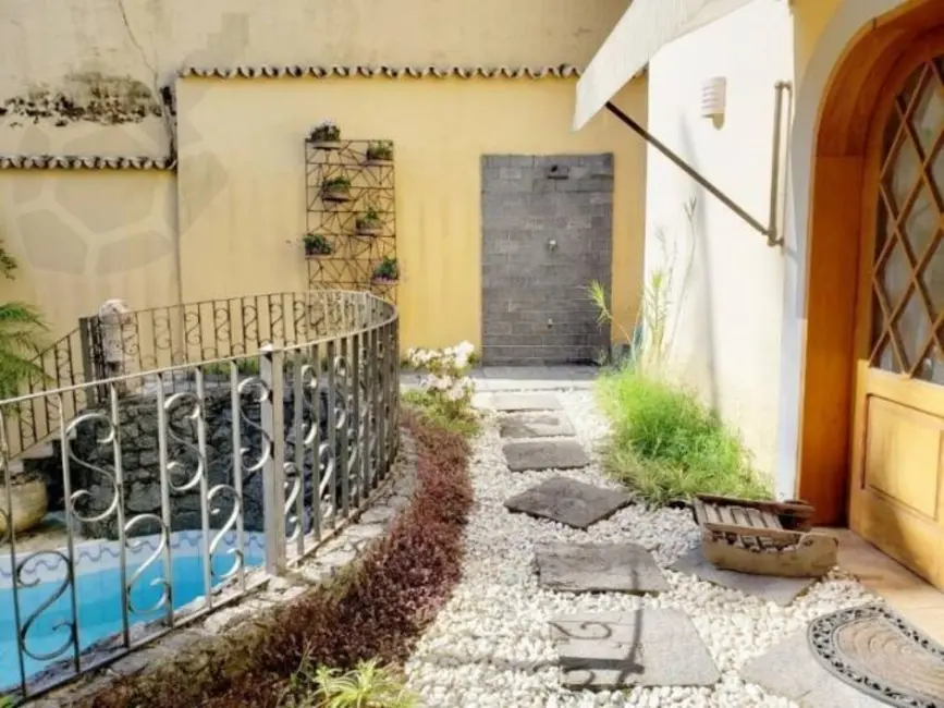 Foto 1 de Casa com 5 quartos à venda, 380m2 em Jardim Marajoara, São Paulo - SP