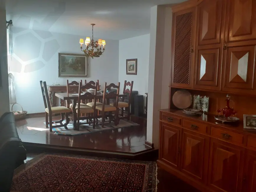 Apartamento com 4 quartos à venda, 172m2 em Moema, São Paulo - SP - imagem 9 Foto 9 de Apartamento com 4 quartos à venda, 172m2 em Moema, São Paulo - SP